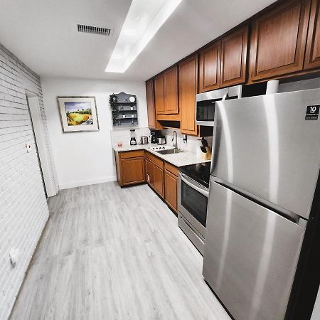 Cozy 3 Bedroom House Near Airport/Raymond Stadium/Downtown. Τάμπα Εξωτερικό φωτογραφία