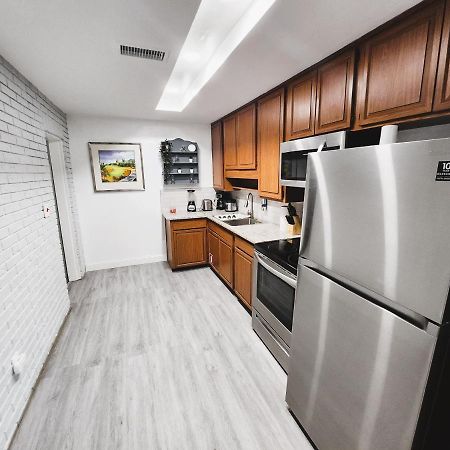 Cozy 3 Bedroom House Near Airport/Raymond Stadium/Downtown. Τάμπα Εξωτερικό φωτογραφία