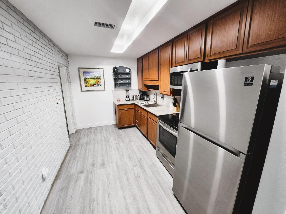 Cozy 3 Bedroom House Near Airport/Raymond Stadium/Downtown. Τάμπα Εξωτερικό φωτογραφία